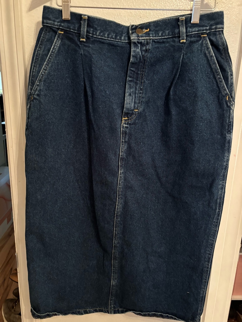 Vintage Lee denim midi skirt 16